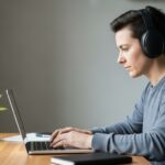 How to Avoid Distractions While Working